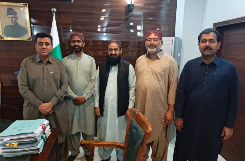  مہران لیبر فیڈریشن کے وفد کی ڈی جی لیبر سندھ سے ملاقات، مزدور مسائل پر تبادلۂ خیال