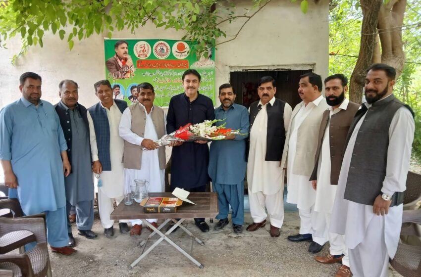  سی ڈی اے ایمپلائز یونین پاشا گروپ کے مرکزی کیمپ آفس میں عید ملن تقریب
