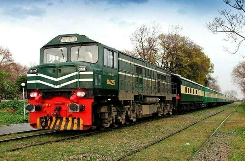  پی آئی اے کے بعد ریلوے کی باری؟ میاں منشا کی پاکستان ریلویز میں سرمایہ کاری میں دلچسپی