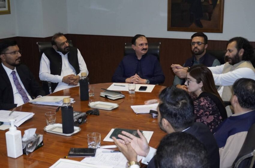  پاور کمپنیوں کامزدور فنڈز وفاقی سطح پر جمع کرانے کا فیصلہ، دیرینہ تنازعہ حل