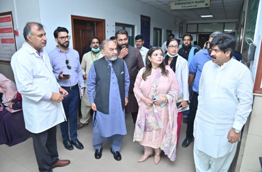  وزیر محنت پنجاب کا قصور میں زیر تعمیر سوشل سیکیورٹی ہسپتال کا دورہ