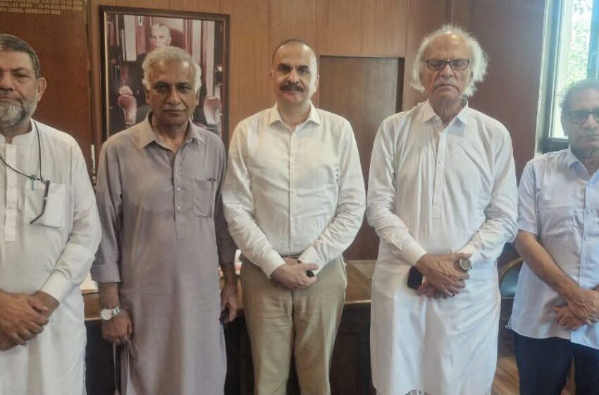  مزدور رہنماؤں کی سیکرٹری لیبر سندھ ساجد جمال ابڑو سے ملاقات، محنت کشوں کے مسائل پر گفتگو