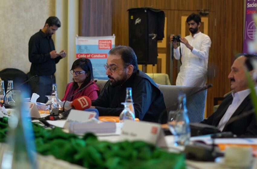  ماحولیاتی تبدیلیوں کے دوران مزدور اداروں کو مضبوط بنائیں گے، چوہدری سالک حسین