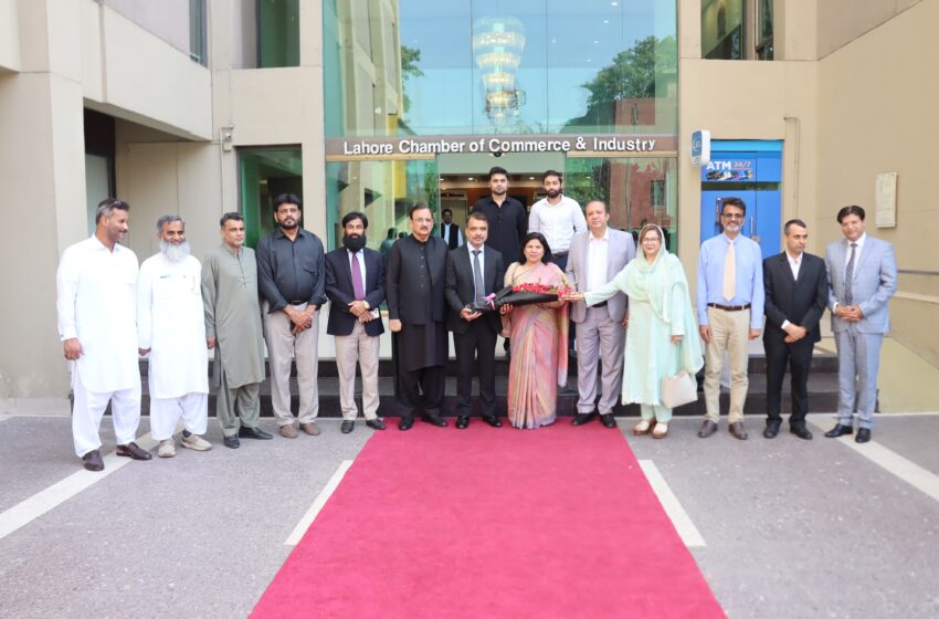  نیپالی سفیر ریتا دھیتال نے لاہور چیمبر کا دورہ کیا، پاک نیپال تجارتی تعلقات مضبوط بنانے کا عزم