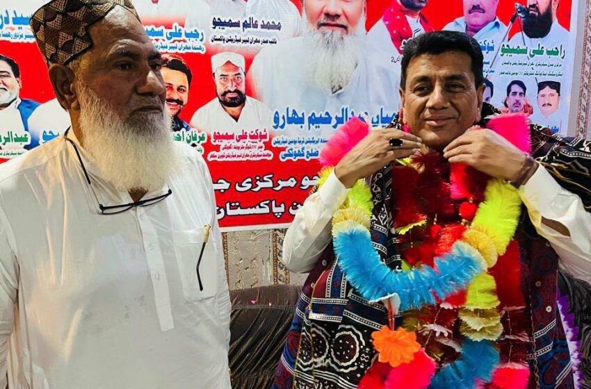  ڈائریکٹر جنرل لیبر سندھ نذیر احمد سومرو کا مہران لیبر فیڈریشن کے صوبائی آفس کا دورہ، مزدور رہنماؤں کی جانب سے خیرمقدم